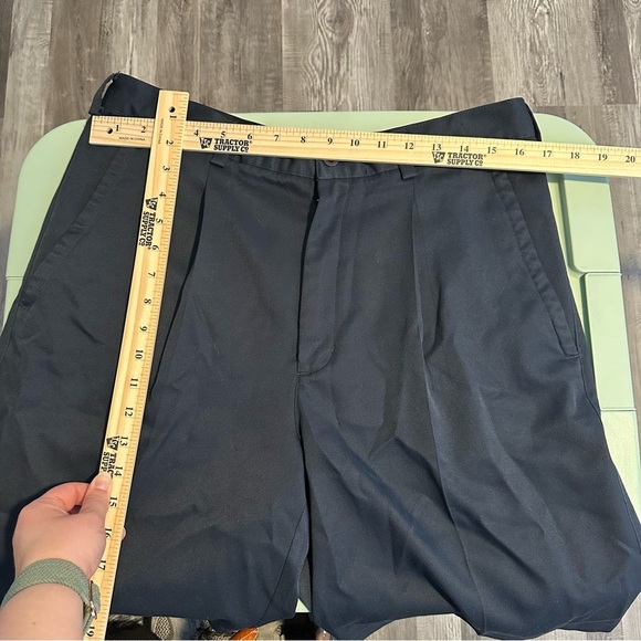 Nike Golf Nike Dri-Fit Navy Pleated Front Golf Performance Shorts Mens 34M - Picture 10 of 13